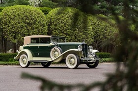 Auburn 8-100A Phaeton Sedan (1932) - als Lot 204 an der Bonhams Amelia Island Versteigerung am 20. Mai 2021