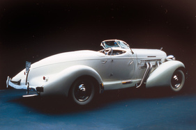 Auburn 851 (1935) - Speedster with boat tail