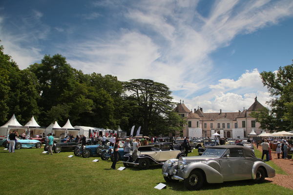 Bild: Auch 110 Jahre Bugatti wurden ausführlich mit zwei Klassen gefeiert - Concours d'Elégance Suisse in Coppet 2019