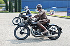 Bild: Auch Motorräder, hier eine Sunbeam, waren Teil des Programms in Safenwil – Emil Frey hat vor mehr als 100 Jahren mit dem Verkauf von Motorrädern angefangen - Oldtimer Grand Prix Safenwil 2025