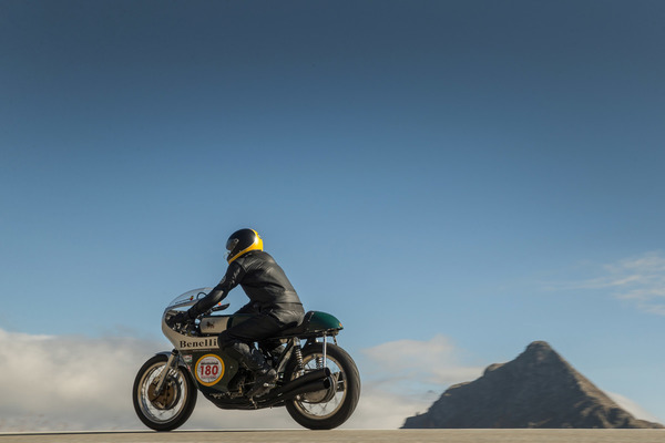 Auch Motorräder waren am Bergrennen willkommen - Bergrennen Bernina Gran Turismo 2019