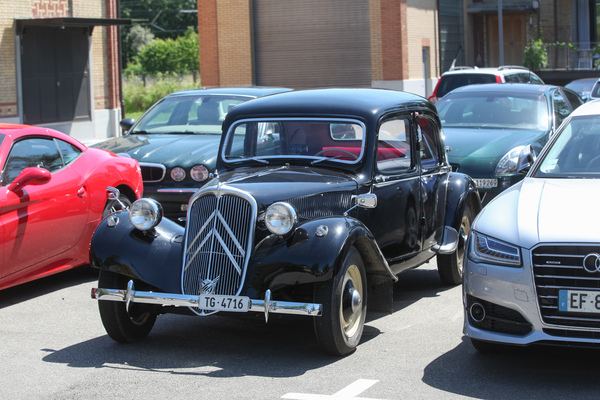 Auch Oldtimer fanden zur Sbarro-Vernissage - Sonderschau Sbarro Concept-Cars in der autobau erlebniswelt 2022