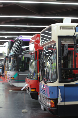 Auch Reisebusse waren ausgestellt - Retro Classics Bavaria 2017 in Nürnberg