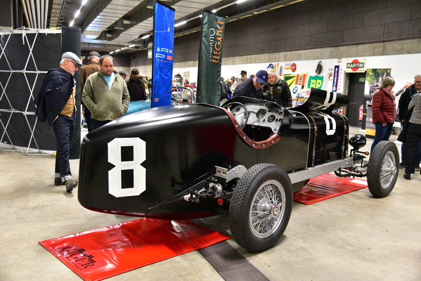 Bild: Auch Vorkriegsfahrzeuge sind zu sehen – Oldtimermesse St. Gallen 2025