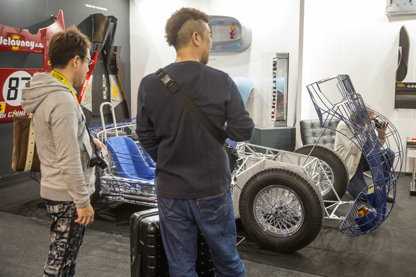 Auch an den durchreisenden Hong-Kong Chinesen wird gedacht, …