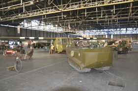 Auch das gehört zur Geschichte der Motorisierung: Erinnerung an den "D-Day" in der Normandie vor 80 Jahren – Swiss RetroMecanika 2024 Auch das gehört zur Geschichte der Motorisierung: Erinnerung an den "D-Day" in der Normandie vor 80 Jahren – Swiss RetroMecanika 2024