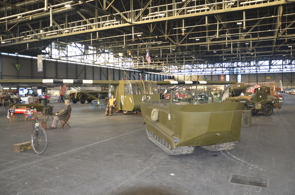 Auch das gehört zur Geschichte der Motorisierung: Erinnerung an den "D-Day" in der Normandie vor 80 Jahren – Swiss RetroMecanika 2024