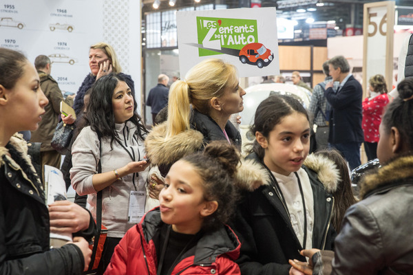 Auch die nächste Generation war willkommen, dazu gab es Führungen unter dem Namen "Les Enfants de l`auto".