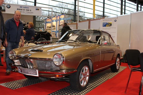 Auch ein Klassiker, das BMW 1600 GT Coupé - Bremen Classic Motorshow 2016