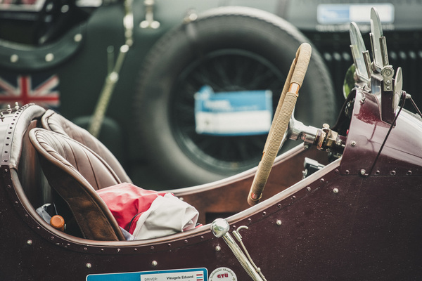 Auch wenn's regnet, bleibt der Wagen offen - Arlberg Classic 2017