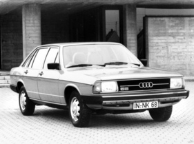 Audi 100 5S (1978) - mit Fünfzylinder-Vergasermotor - Designvorlage auch für den Facelift-80 B1