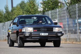 Audi 100 Avant 5E - als Fast-Kombi - am 2. TCS Youngtimer und Classictreffen in Pratteln im Jahr 2016
