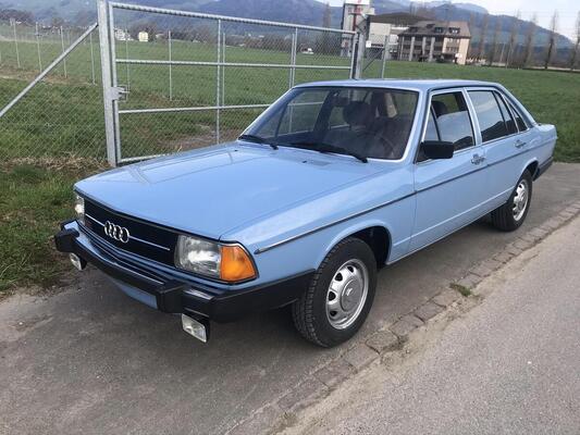 Bild: Audi 100 C2 (1977)