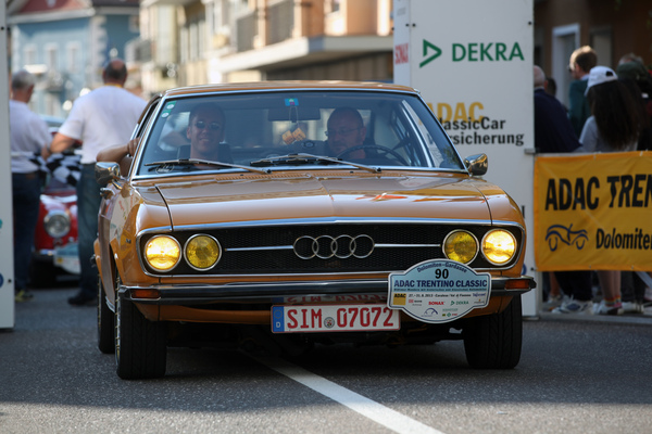 Audi 100 Coupé S (1972) - ADAC Trentino Classic 2013 - Oldtimer-Wanderung um den Autostadt-Pokal