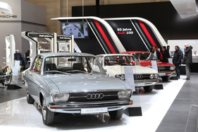 Audi 100 LS (1972) - als zweitürige Limousine - 50 Jahre Audi 100 (Techno Classica 2018) (1972)