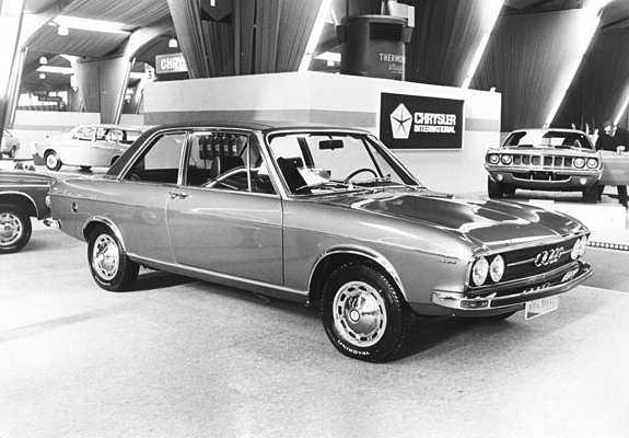 Audi 100 LS Special (1971) - Neuheit mit Doppelscheinwerfern und Vinyldach - Genfer Autosalon 1971