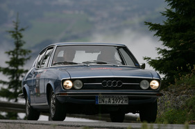 Audi 100 S Coupé (1972) - an der Ennstal Classic 2011 (EP4 211)
