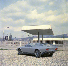 Audi 100 S Mittelmotor-Coupé (1973) - keilförmiger Entwurf