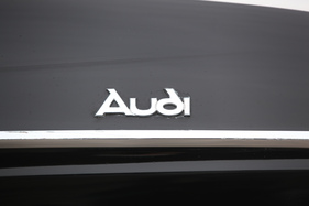 Audi (1965) - dieser Schriftzug hat mit nur geringen Anpassungen lange überlebt