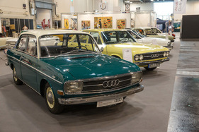 Audi (1966) - der Erstling nach dem Krieg, ausgestellt beim Audi Club der Mitteldruckmotoren - Techno Classica Essen 2022