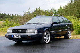 Audi 200 Avant 20V Quattro (1990) – auch schon ein Klassiker, der Typ 44 – Oldtimer-Show Berlin 2024 (1990)
