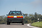 Audi 200 Avant Quattro (1986) – 50 Prozent Lack, 50 Prozent Leuchte: das Heck ist fast gleichmässig Dreifarbig
