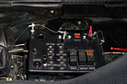 Audi 200 Turbo Quattro Nardò (1988) - Sicherungen und Relais neben dem Fahrersitz