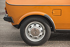 Audi 50 GLS (1977) - 4 1/2 Zoll Stahlfelgen und Radkappen