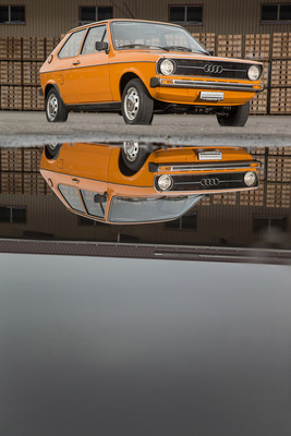 Audi 50 GLS (1977) - zwei Rundscheinwerfer und vier Ringe, wie beim Audi 80