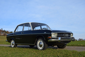 Audi 72 (1965) - offered at the auction of the Oldtimer Gallery on April 23, 2016 in Toffen