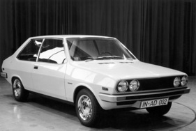 Audi 80 (1970) - Designvorschlag von Bertone für den Audi 80