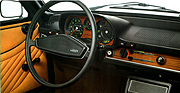 Audi 80 GL (1974) - Interieur mit Holz