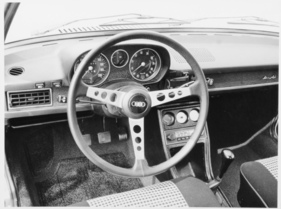 Audi 80 GT (1973) – sportliches Lochspeichenlenkrad