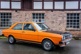 Audi 80 GTE (1975) – zunächst nur zweitürig und in zwei Farben erhältich Audi 80 GTE (1975) – zunächst nur zweitürig und in zwei Farben erhältich