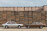 Audi 80 L (1976) - im Vergleich mit der Version vor dem Facelift (© Daniel Reinhard, 2022) Audi 80 L (1976) - im Vergleich mit der Version vor dem Facelift (© Daniel Reinhard, 2022)