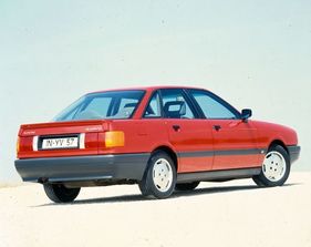 Audi 80 quattro (1986) - Mit 88 PS war der Basis-quattro eher etwas für Pragmatiker. Fahrspaß brachte er kaum