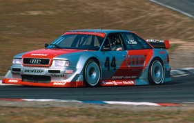 Audi 80 quattro 2.5 DTM (1993) - with all-wheel drive in the touring car spot