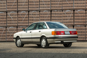 Audi 90 2.3E quattro (1988) - auf den ersten Blick durchaus mit dem etwas früher präsentierten Audi 100 zu verwechseln