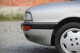 Audi 90 2.3E quattro (1988) - rundliches Design an der Front