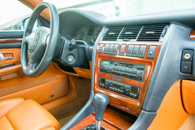 Audi A8 Coupé (1997) - komplett ausgestattet