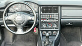 Audi Cabriolet (1996) – Keine Besonderheiten zu erkennen in diesem Cockpit.