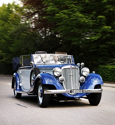Audi Front (1936) - elegantes Fahrzeug für den Herrenfahrer