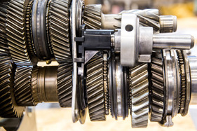 Audi-Getriebe ohne Gehäuse – Techno Classica 2024 Audi-Getriebe ohne Gehäuse – Techno Classica 2024
