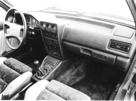 Audi Quattro Sport (1983) - eines von vier Baur-Vorserienfahrzeugen - mit geringfügigen Unterschieden im INterieur zu den späteren Serienfahrzeugen
