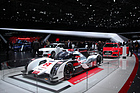 Audi R18 e-tron quattro - die Rennwagen haben mit der Serie wirklich nichts mehr zu tun - auf dem Genfer Automobilsalon 2015