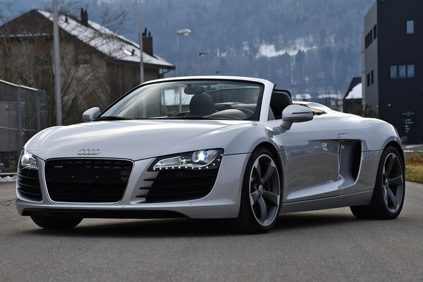 Audi R8 Spyder 4.2 FSI (2012) - angeboten an der Versteigerung der Oldtimer Galerie Toffen am 25. März 2023