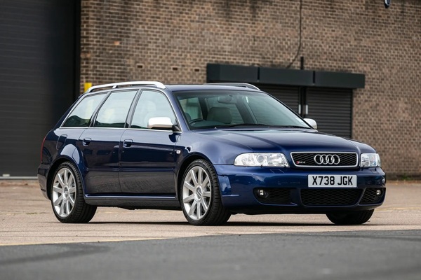 Audi RS4 Avant (B5) 2.7 Quattro (2001) - als Lot 342 am der Versteigerung von Iconic Auctioneers anlässlich der NEC Classic Motor Show 2025