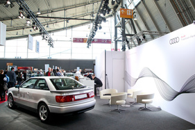Audi S2 Coupé (1992) - knackiges Coupé auf dem Werksersatzteilstand - Retro Classics Stuttgart 2019 (1992)