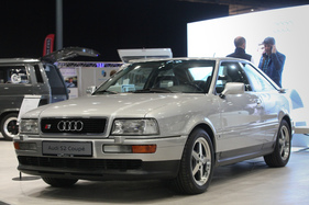 Audi S2 Coupé (1994) - gebaut von 1990 bis 1996 in 7370 Exemplaren - Teil der Sammlung von Audi Tradition - Bremen Classic Motorshow 2019 (1994)