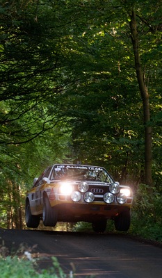 Image: Audi Sport Quattro (1985) by Harald Demuth in the forest at the end of Sarmersbach [original Röhrl vehicle].